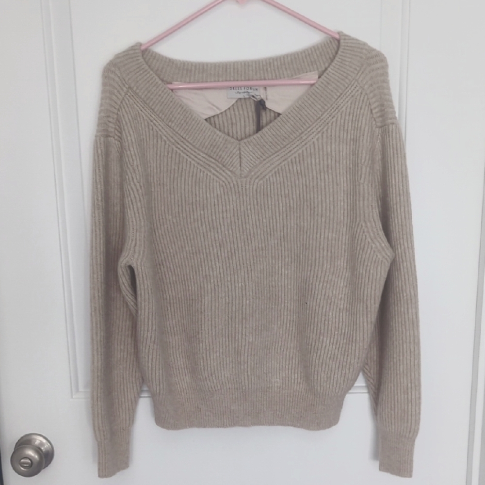 Dress Forum Beige V-Neck Sweater with Ribbed Details